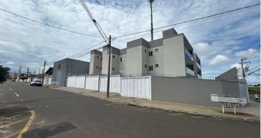 Confortável apartamento garden para venda com 2 quartos, sendo 1 suíte, 56m²
