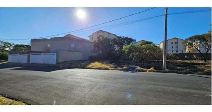 Excelente terreno residencial para venda, 195m²