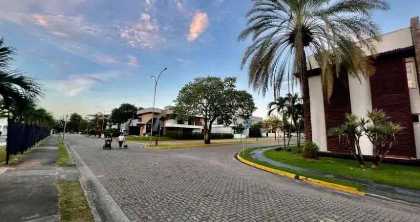 Casa de condomínio para venda com 560 metros quadrados em Coacu - Eusébio - CE