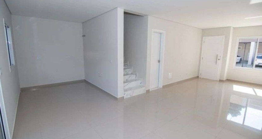 Sobrado em condomínio fechado com 3 quartos no Campo Comprido