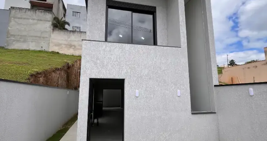 Casa com 3 quartos para alugar na Rua Raoni, Villas do Jaguari, Santana de Parnaíba