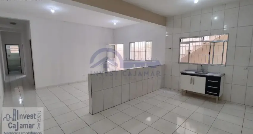 Casa com 2 quartos para alugar na Rua Vitória Régia, 177, Colina Maria Luíza (Jordanésia), Cajamar