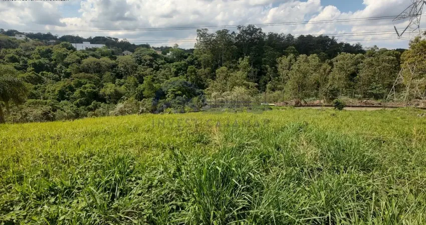 Terreno em condomínio fechado à venda na Rua Hematita, Serra dos Lagos (Jordanésia), Cajamar