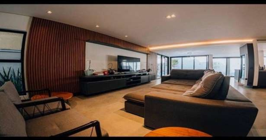 SOBRADO ALTO PADRÃO - 04 DORMS - 400 mts² - CONDOMINIO SWISS PARK SBC