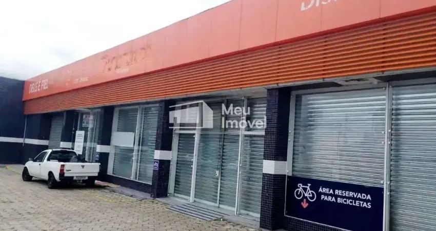 Aluguel Ponto Comercial com 1.000m2 Avenida Siqueira Campos - Centro de Jacarei