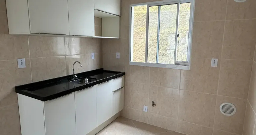 2 quartos, condomínio fechado, piscina e garagem em itinga - araquari