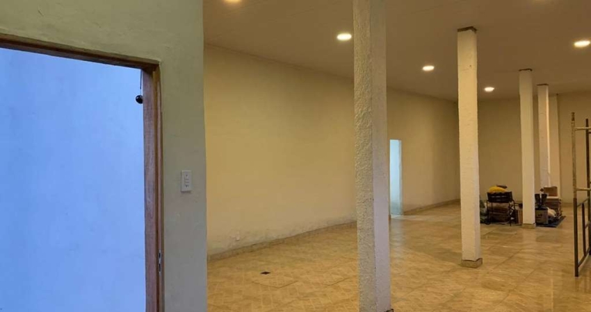 Barracão / Galpão / Depósito para alugar no Retiro, Petrópolis 