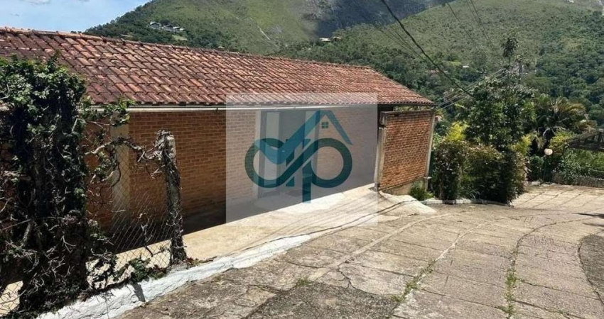 Casa 05 Dorm. ou + em Itaipava  -  Petrópolis