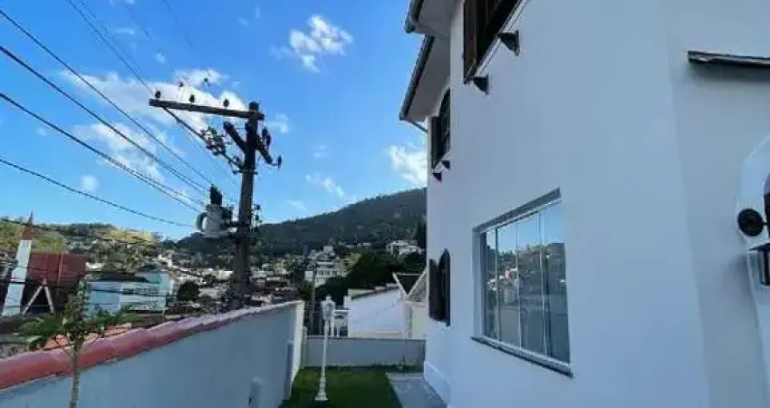 Casa com 4 quartos à venda no Mosela, Petrópolis 
