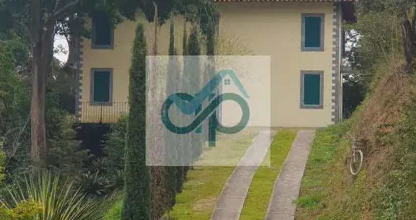 Casa com 4 quartos para alugar no Samambaia, Petrópolis 