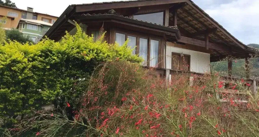 Casa com 1 quarto à venda no Mosela, Petrópolis 