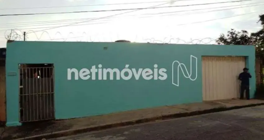 Casa com 3 quartos à venda na Rua Sevilha, São João, Betim