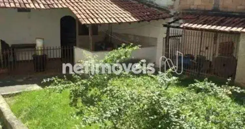 Casa com 2 quartos à venda na Rua João Ferreira, Praia, Contagem