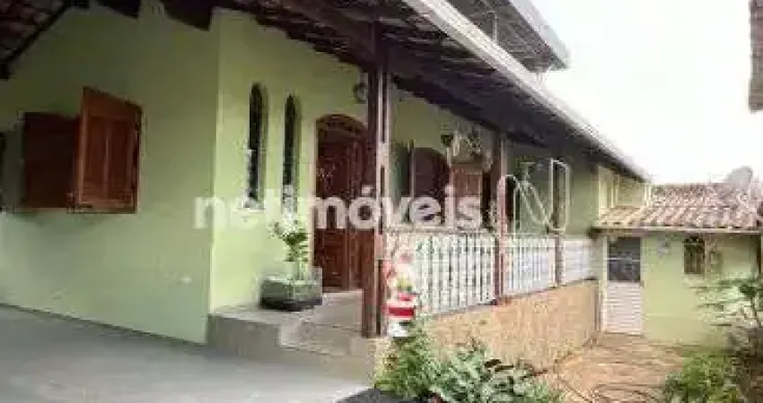 Casa com 4 quartos à venda na Rua Carlos Alberto, Rio Branco, Belo Horizonte