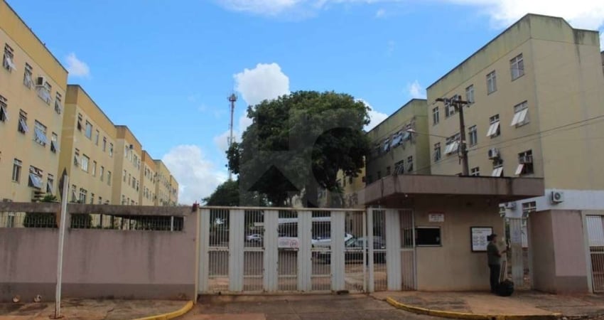 Apartamento no Residencial Eudes Costa