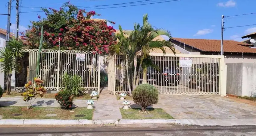 Casa com 3 quartos à venda na Rua Tropeiro, Carandá Bosque, Campo Grande