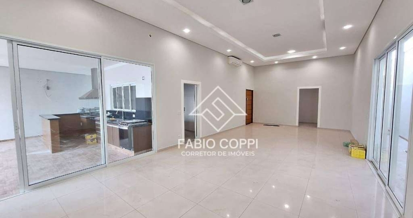 Casa com 3 dormitórios à venda, 245 m² por R$ 2.000.000 - VILLAGGIO II - Bauru/SP