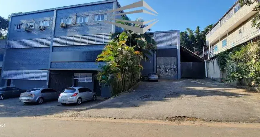 Barracão / Galpão / Depósito à venda na Rua Paulo Antônio da Silva, 500, Jardim Barbacena, Cotia