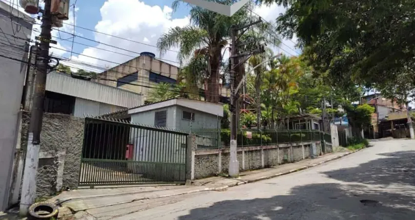 Barracão / Galpão / Depósito à venda na Rodovia Régis Bittencourt, 300, Jardim Sadie, Embu das Artes