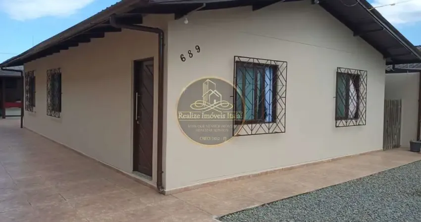 Casa com 3 dormitórios à venda, 160 m² por R$ 850.000,00 - São Vicente - Itajaí/SC