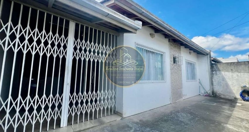 Casa com 2 dormitórios à venda, 64 m² por R$ 360.000,00 - Santa Regina - Itajaí/SC
