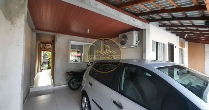 Casa com 2 dormitórios à venda, aproximadamente 70 m² por R$ 452.000,00 - Santa Regina - Itajaí/SC -