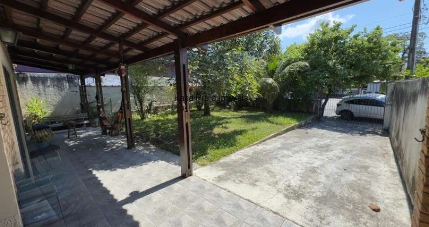 Casa Térrea para venda 10 metros da praia centro