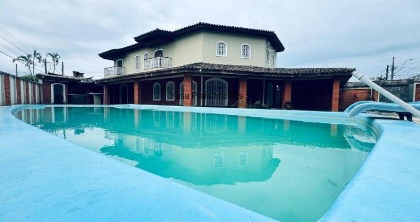 Casa com piscina para venda ou locação no Pontal de Santa Marina em Caraguatatuba