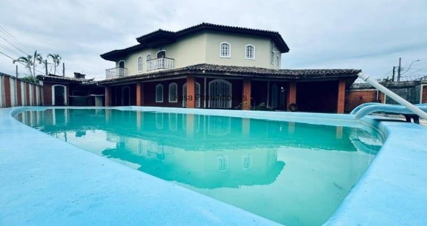 Casa com piscina para venda ou locação no Pontal de Santa Marina em Caraguatatuba