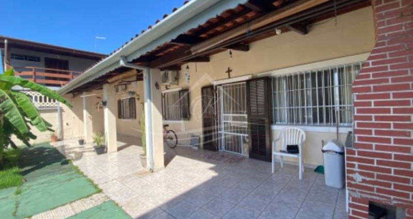 Casa com 3 quartos à venda no Indaiá, Caraguatatuba 
