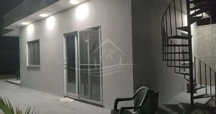 Casa  com amplo terreno para venda no Capricórnio II em Caraguatatuba