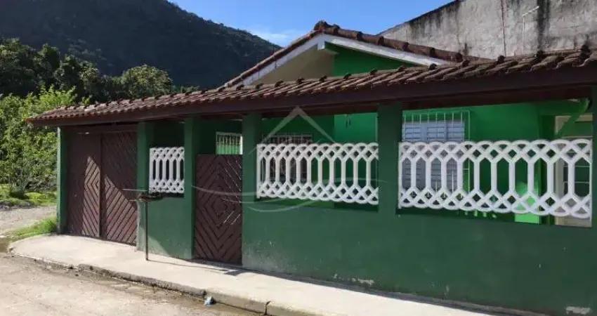 CASA 'A VENDA COM 03 DORMITÓRIOS, 02 BANHEIROS NO JARDIM CASA BRANCA, CARAGUATATUBA/SP