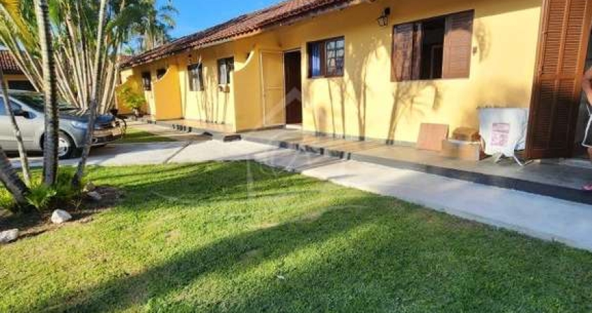 Casa com 2 quartos à venda no Jardim Britânia, Caraguatatuba 