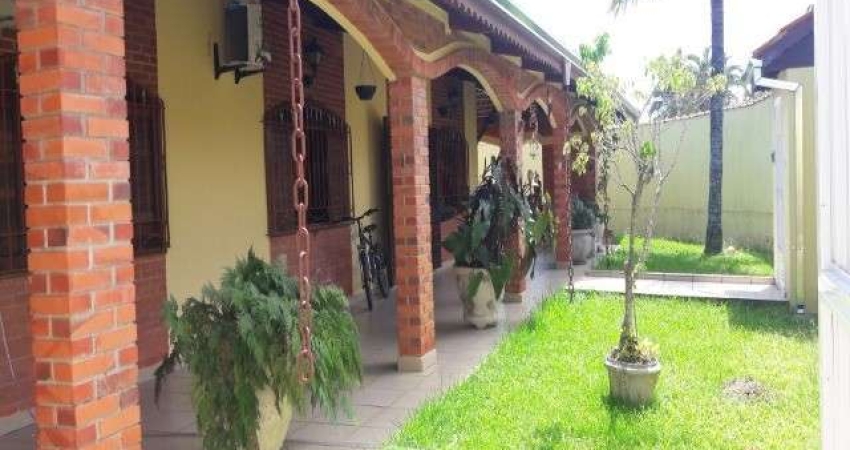 CASA COM EDICULA PARA VENDA PONTAL DE SANTA MARINA EM CARAGUATATUBA