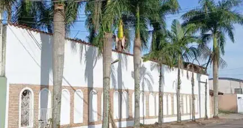 Casa com 7 quartos para alugar no Sumaré, Caraguatatuba