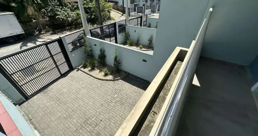Sobrado Geminado Pronto Para Morar | Localizado no Bairro São Marcos | Analisa Permuta! | Agende agora mesmo sua visita!