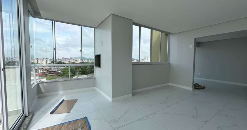 Ampla Cobertura no Bairro Saguaçu | Aproveite essa oportunidade de morar em um completo home club! Conheça agora mesmo sua nova moradia!