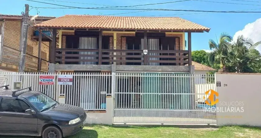 Casa com 3 quartos à venda na Rua Rio Negrinho, 39, Centro, Balneário Piçarras