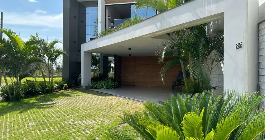 Espetacular Casa em Condomínio Fechado em Araquari: 3 Suítes, Piscina, Acesso ao Rio e Próxima ao Parque da Cidade - Uma Oportunidade Única para Viver