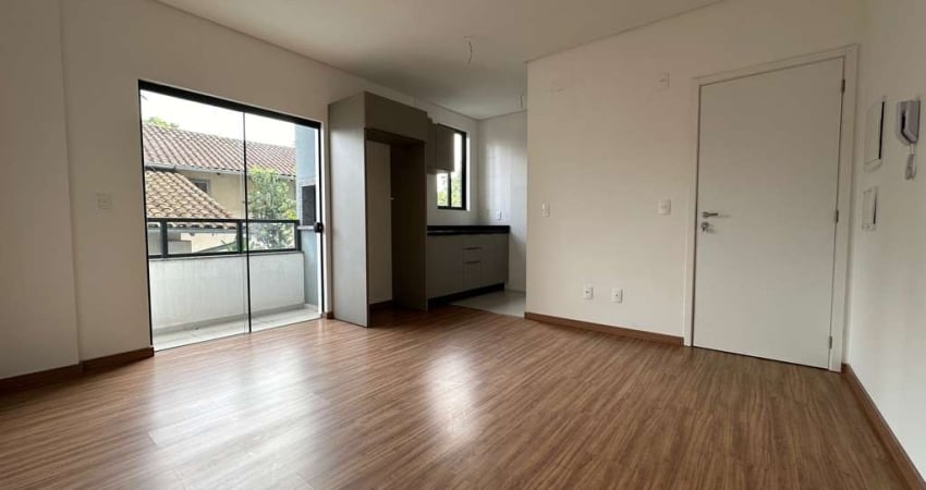 Localizado no Atiradores - Apartamento semimobiliado pronto para morar!