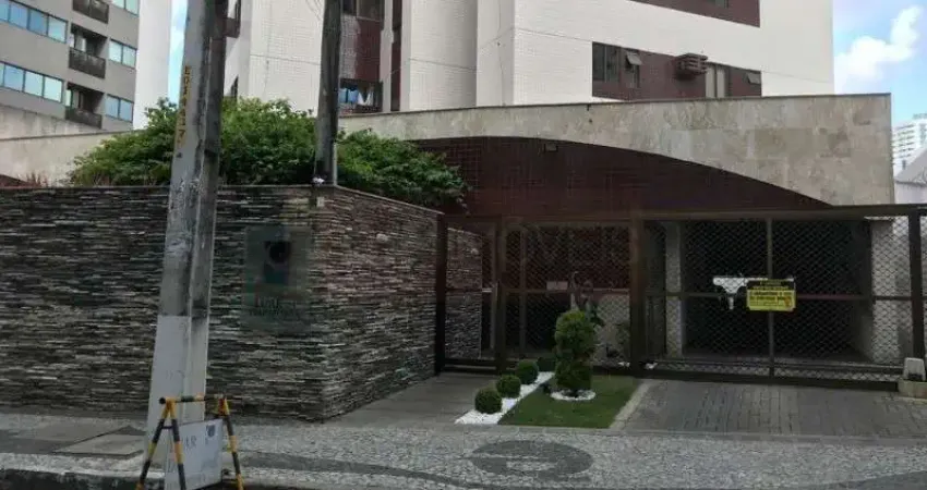 Apartamento à venda em Casa Amarela, Recife-PE: 3 quartos, 1 suíte, 2 salas, 1 banheiro, 82m² de área.