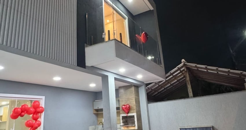 Linda Casa a venda em condomínio em Xerém