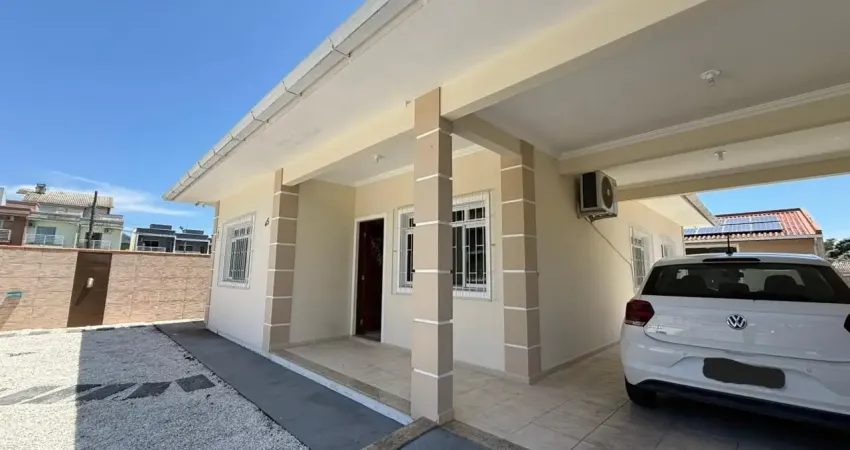 Linda casa com piscina e três dormitórios a venda no real parque em são josé