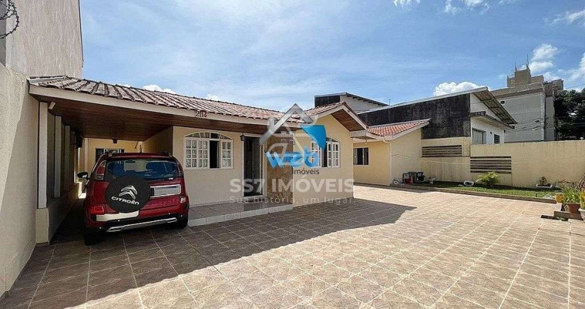 Casa térrea com 4 quartos no Bairro Cajuru!