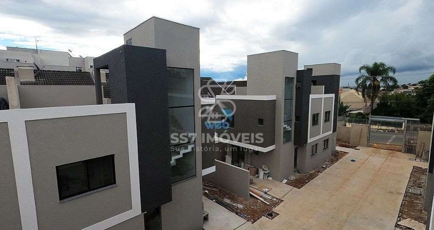 Sobrado em condomínio fechado a venda no Uberaba, com 03 quartos sendo 01 suíte, vaga de garagem e amplo terraço.