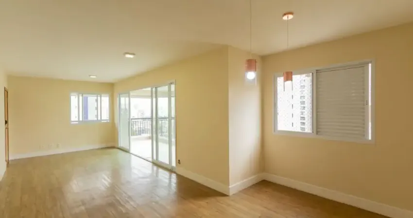 Excelente! 121m2, 3 dorm (1 suíte) 3 vagas privativas