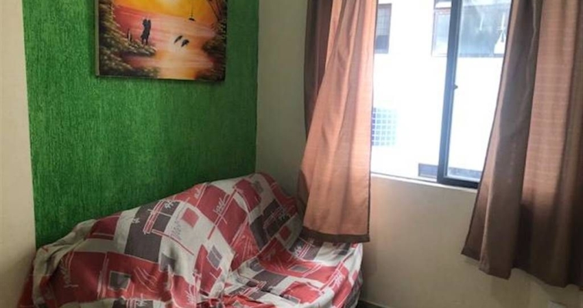 Guilhermina apto a 50 mts da Praia com 1 dorm , sala, cozinha, wc , garagem