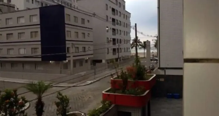 Guilhermina Apto a 50 metros da praia com 1 dorm sala, cozinha, wc area de serviço , garagem