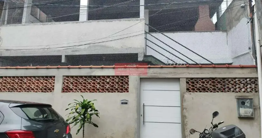 Casa linear com 3 quartos e terraço aceitando carta de crédito em Bangu