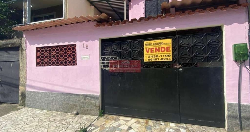 Ótima Casa duplex com garagem em Bangu - para sair do aluguel